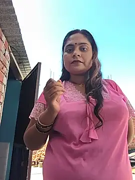 Aanushka webcam