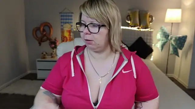 BonnnyBoobsy webcam