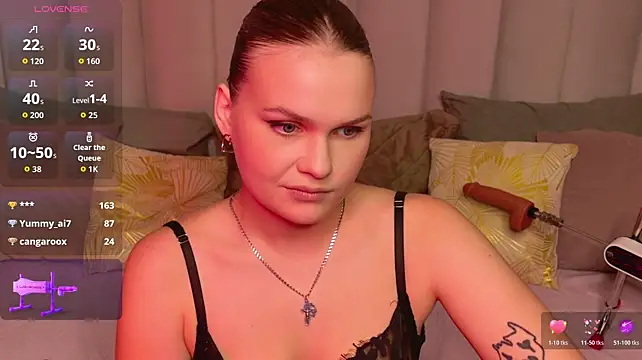 KattyWests webcam