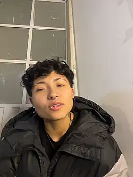 ian_mathias_ webcam