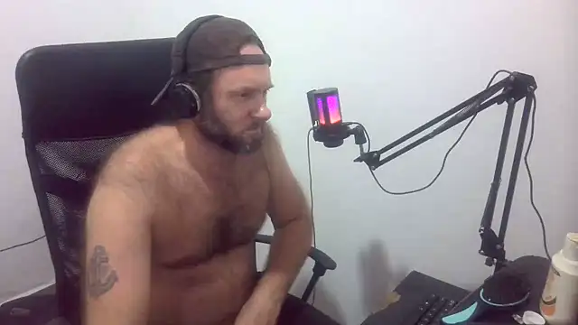 dadted live cam preview
