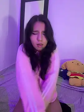 HollyPeachh live cam preview