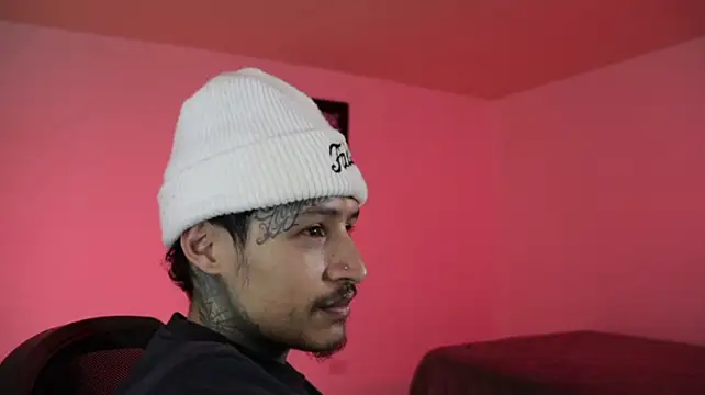 trieone webcam