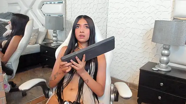 KattyLilli webcam