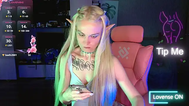 mischellemeow13