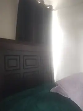 Wairimu1 live cam preview