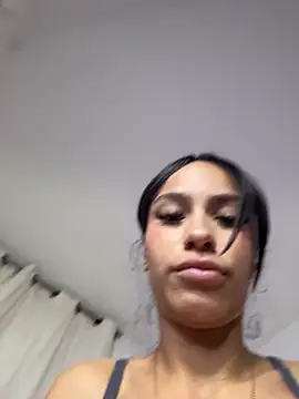 Miaa_love6969 live cam preview