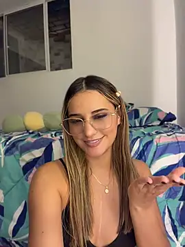 Vaniluu9 live cam preview
