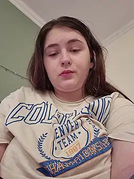 Yuminull live cam preview