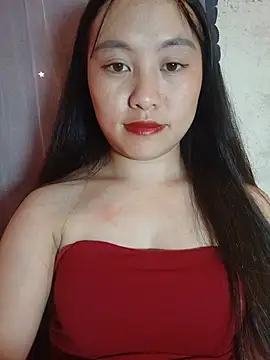 Cherry-squirtt live cam on StripChat
