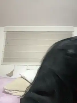 Lucyjoi webcam