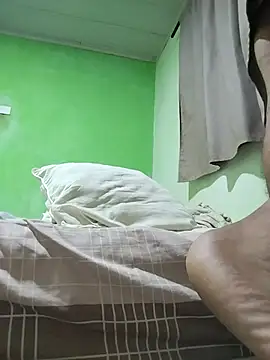 Zombra_42 webcam