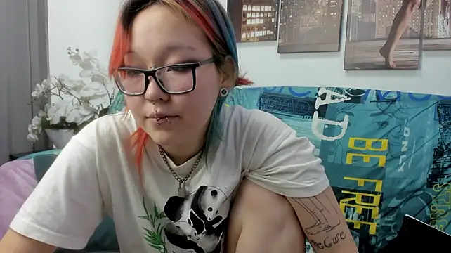 Cute__Kiko webcam