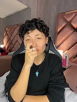 ian_mathias_ webcam