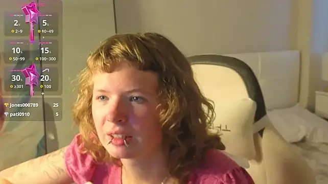 VioletDesiree webcam