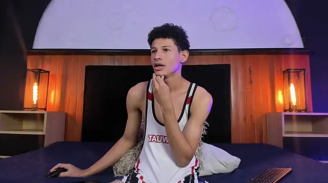 Eros_Blazze webcam