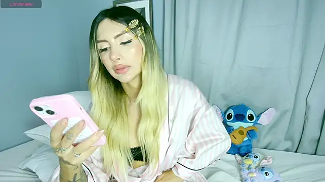 ale_lovee webcam