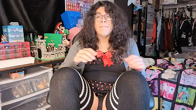 ShinyCherub webcam