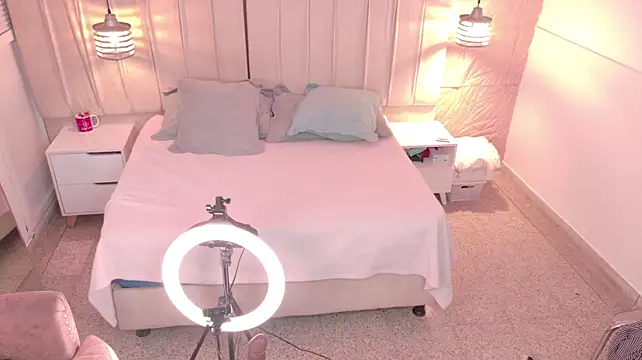lilithst_ 💌 live cam