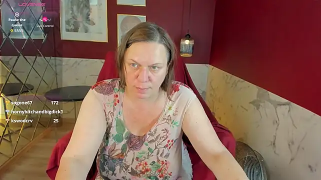 KellyPerfection webcam