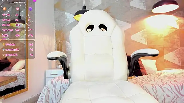LalilaBrunettee webcam