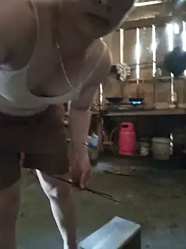 Linda-04 webcam