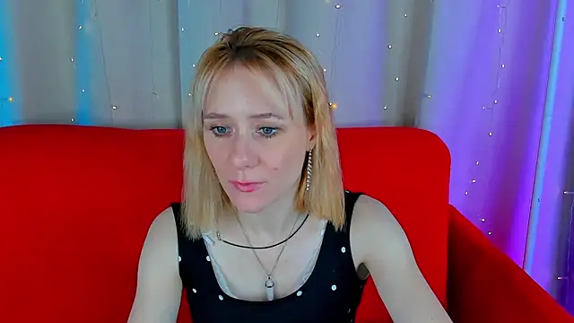 NikaBond webcam