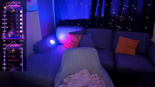 AnyaTaylor_ webcam