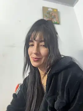 SALOME_KORLAND live cam on StripChat
