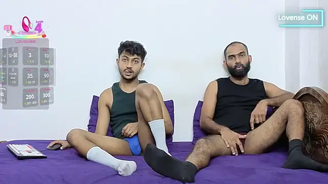DesiDaddyandSon webcam