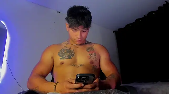 Dominic_Biker__ webcam