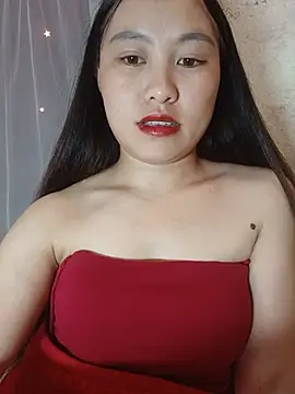 Cherry-squirtt live cam on StripChat