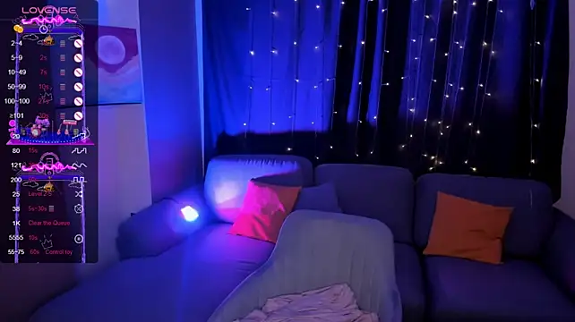 AnyaTaylor_ webcam