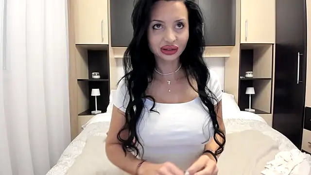 sexydeea87 (F milf) - tits show!!!!!!!!!!yumyyy!!!!!!!!!!!