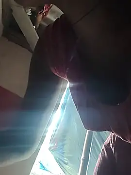 Sweet-runi live sex cam