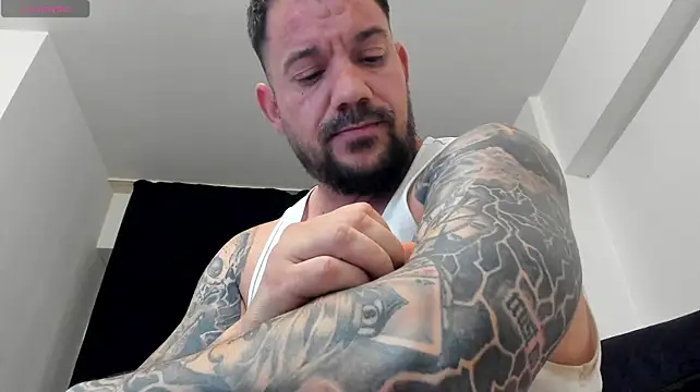 musclemonster31 webcam