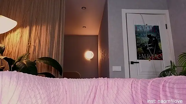 Naomi_Girly webcam