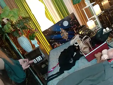 Queen_kendalx19 webcam