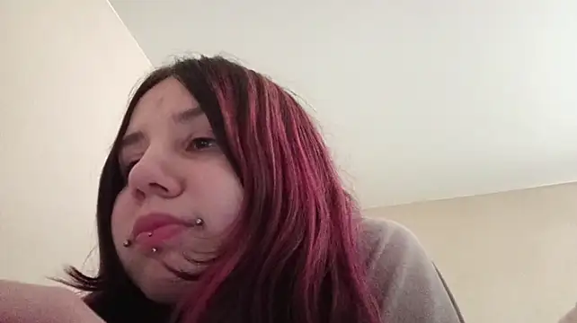 IronicBuckle webcam
