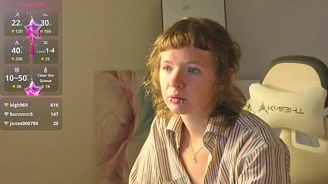 VioletDesiree webcam