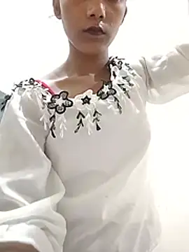 hotbabymuskan