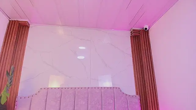 Samantta_606