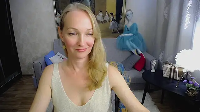 Alana_Solara webcam