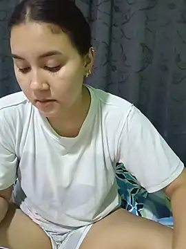 Alison_mm