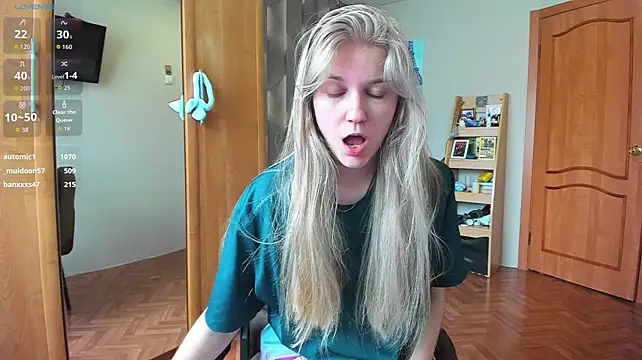 Tiny_Kiss