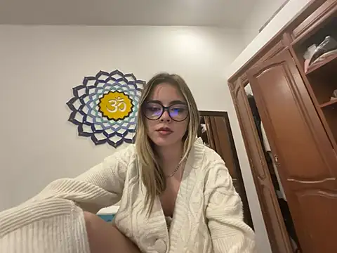 Jadefoxxy