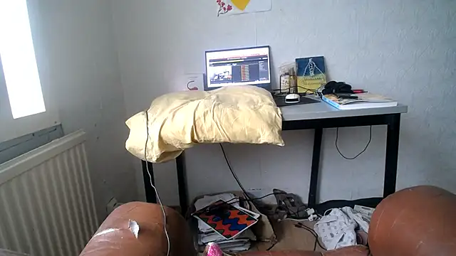 Milana235 webcam