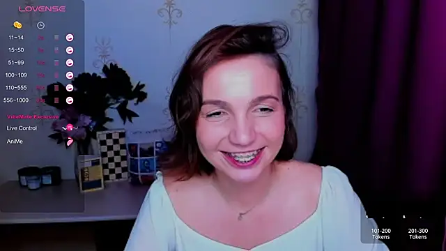 KindHazelHere_ webcam