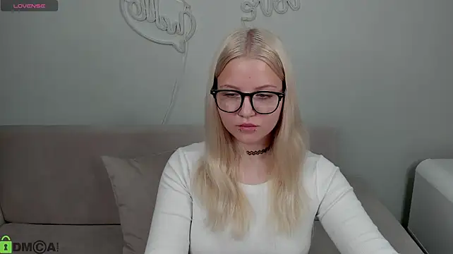 Velvet-Lun webcam