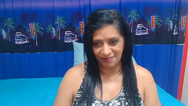 INDIANFUSION live cam on StripChat